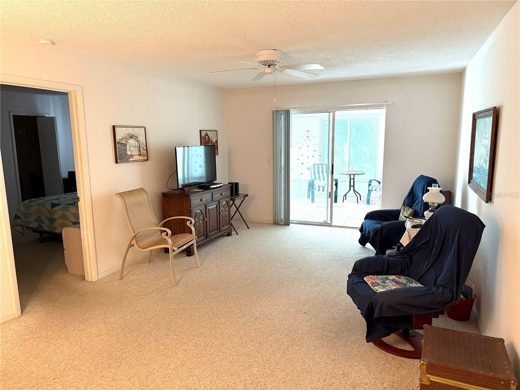 Photo of 390 301 Boulevard W #17C, Bradenton, FL 34205 (MLS # A4671061)