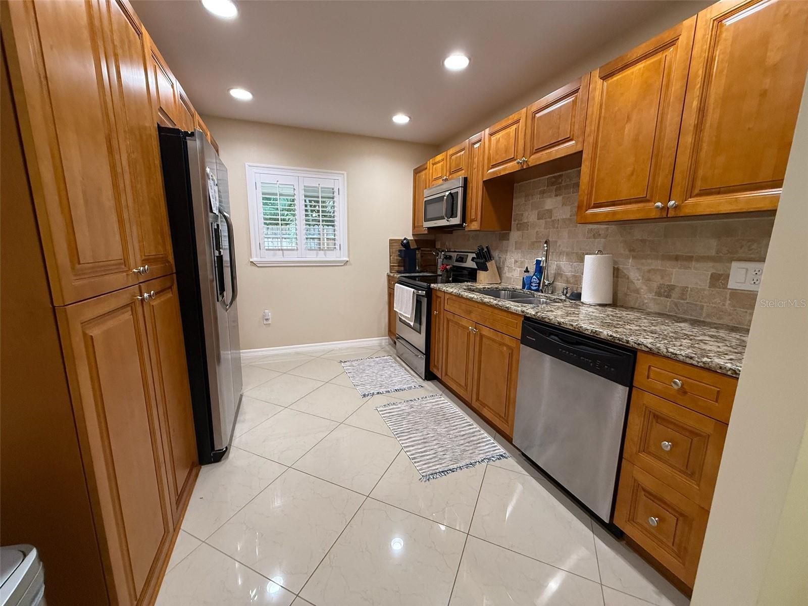 NORTH ST PETERSBURG - Residential Lease