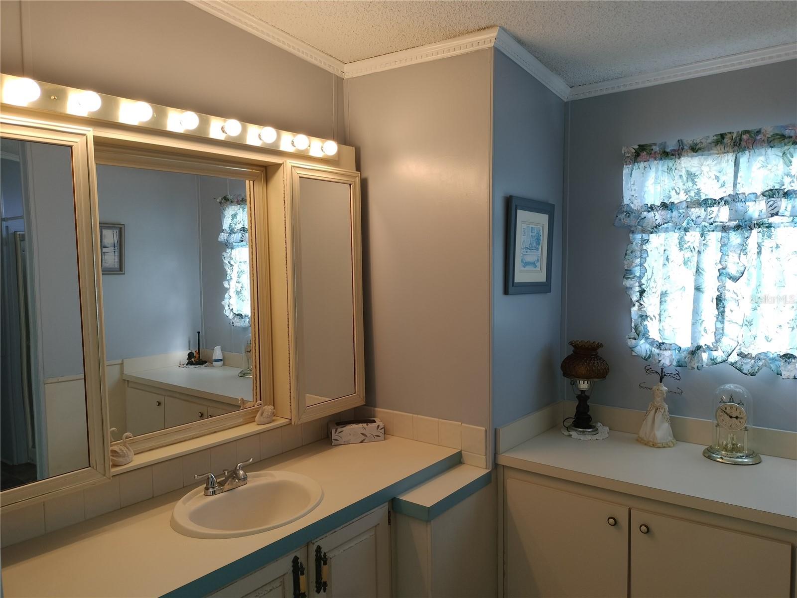 TIMBER LAKE ESTATES - Residential