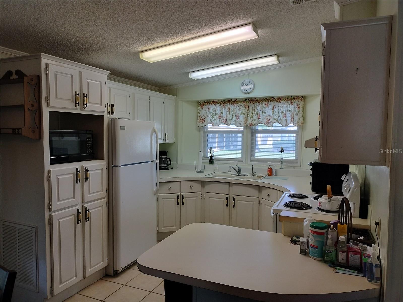 TIMBER LAKE ESTATES - Residential