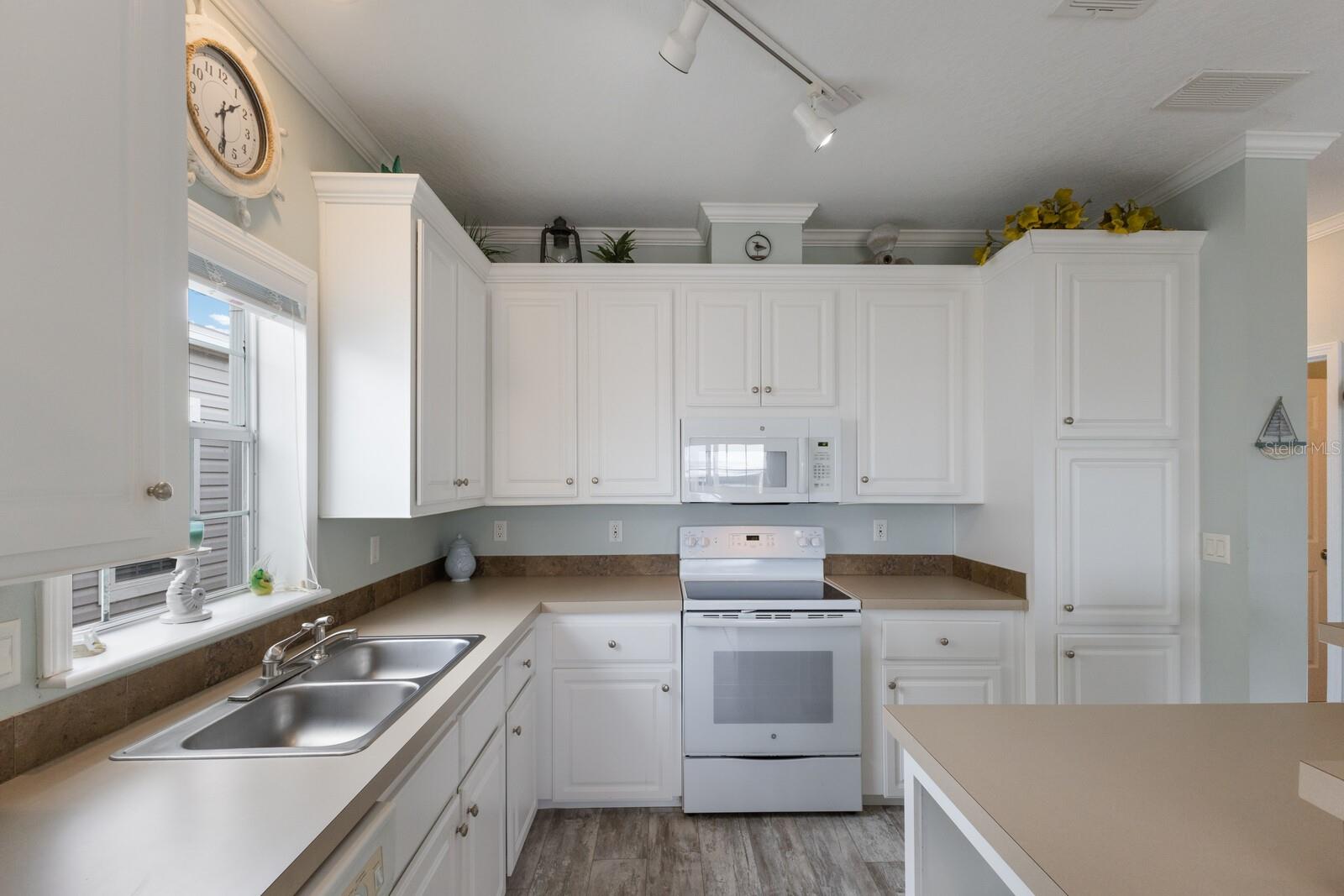 TROPIC ISLES MOBILE HOME ESTATES - Residential