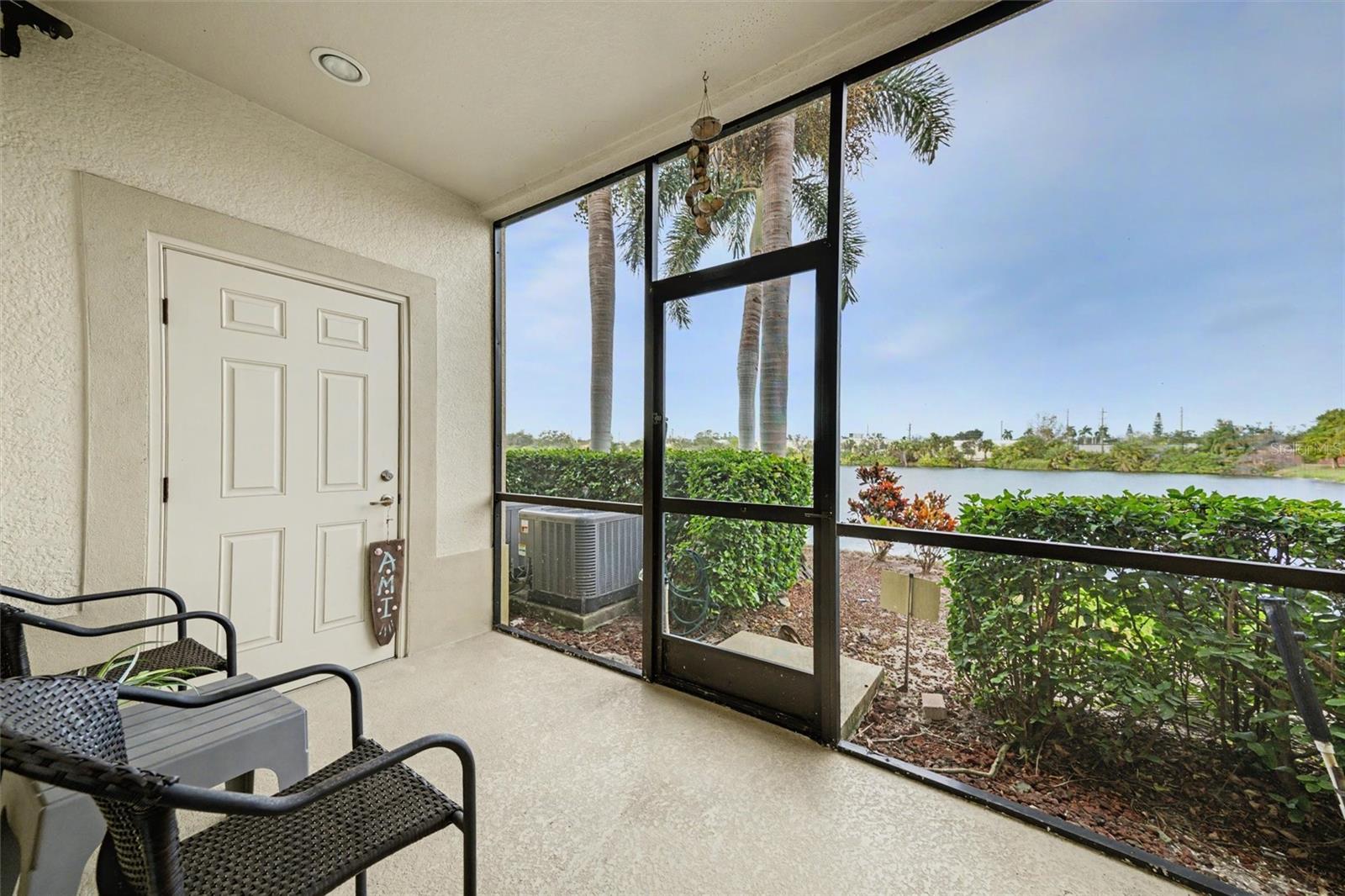 LAKESIDE VILLAGE TOWNHOME - Residential