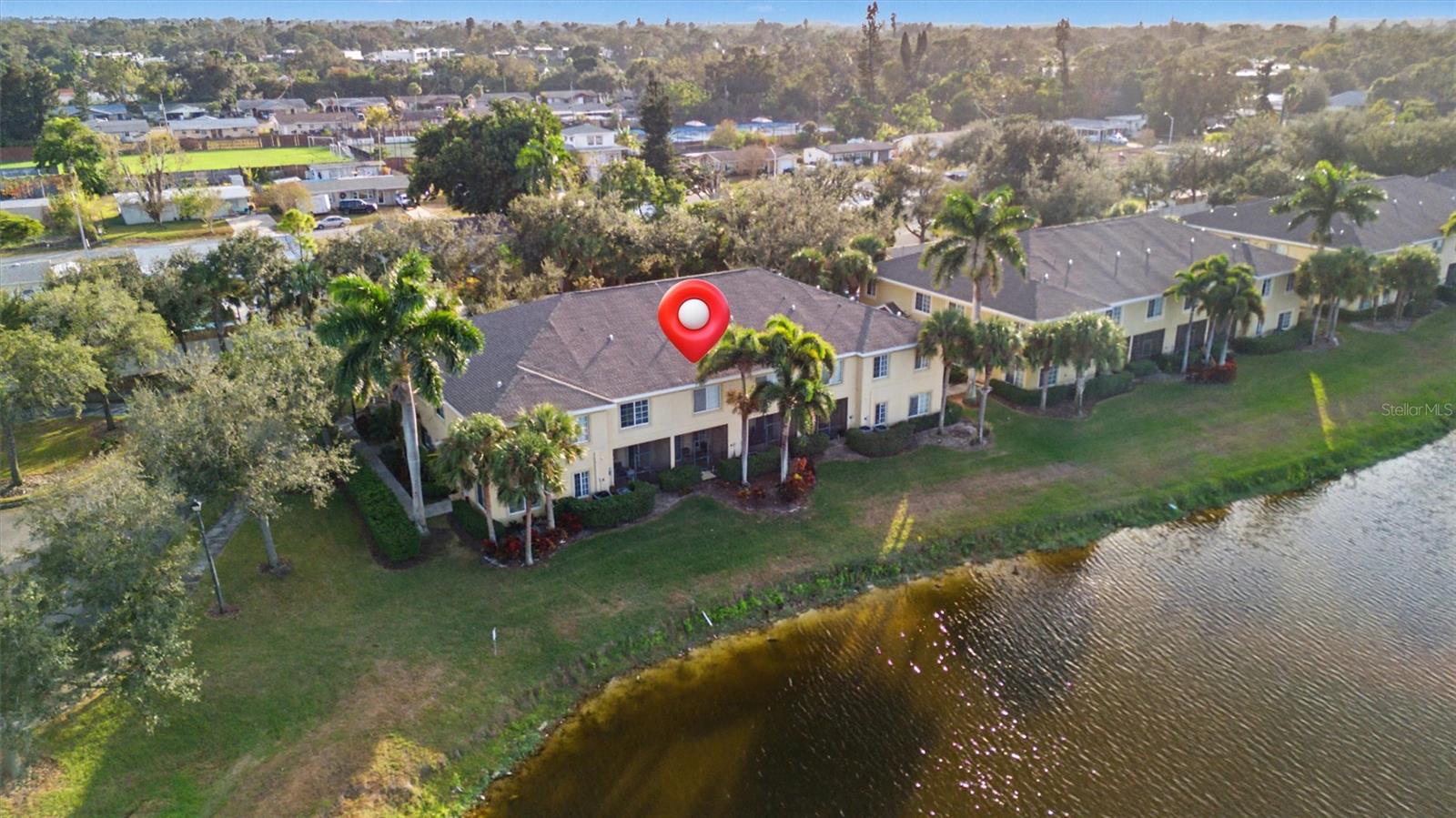 LAKESIDE VILLAGE TOWNHOME - Residential