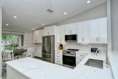 STONEYBROOK VERANDA GREENS 1 - Residential Lease