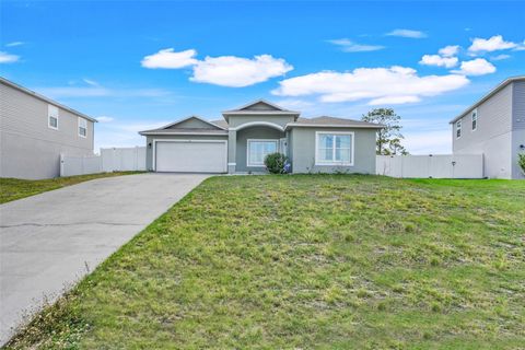 Photo of 53 Zinnia Lane E, Kissimmee, FL 34759 (MLS # S5125255)