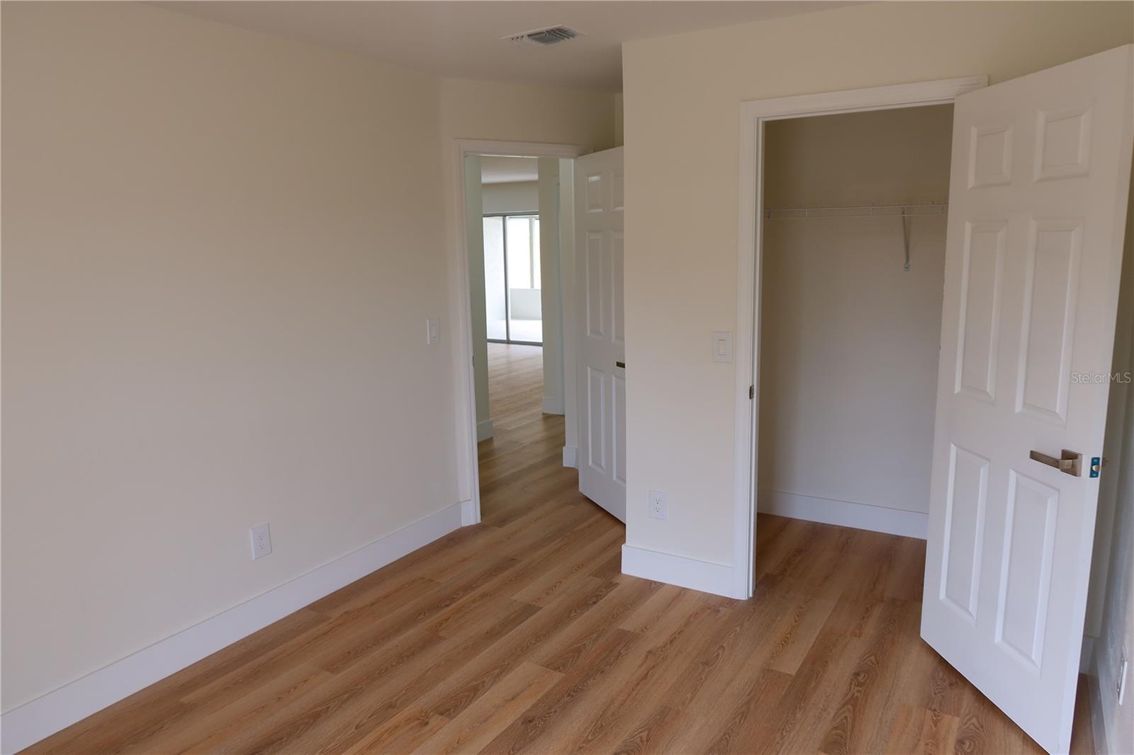 MEADOW WOODS VILLAGE 05 - Residential