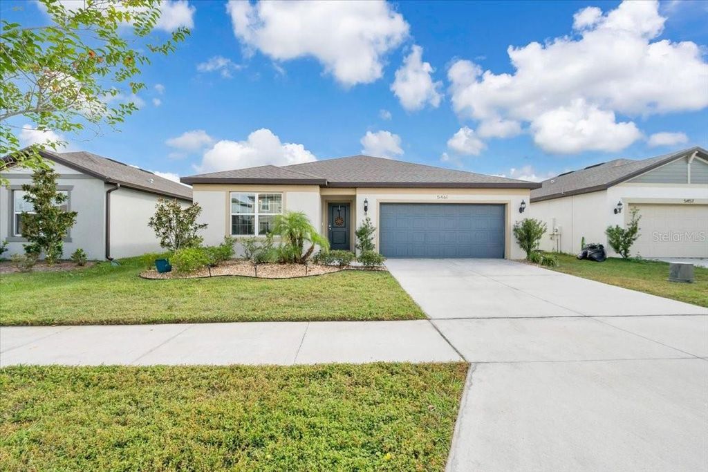 Photo of 5461 Keaton Springs Drive, Lakeland, FL 33811 (MLS # W7879840)
