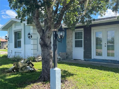 A home in PORT CHARLOTTE