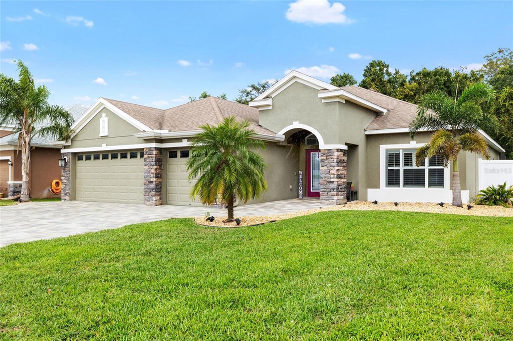 Photo of 11139 Ragsdale Ct, New Port Richey, FL 34654 (MLS # W7879603)