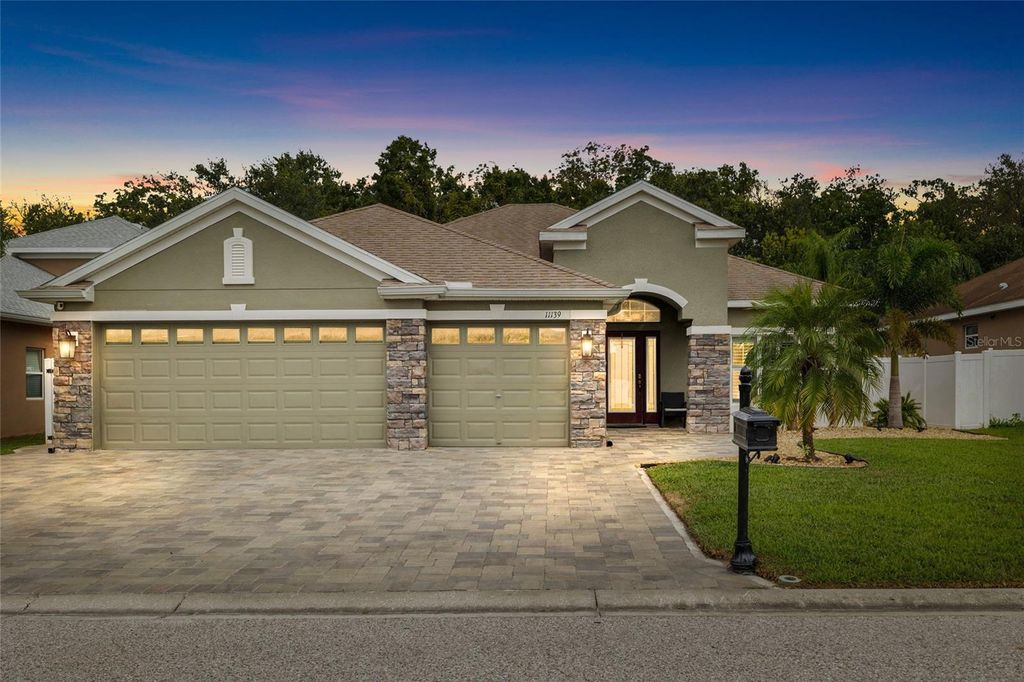 Photo of 11139 Ragsdale Ct, New Port Richey, FL 34654 (MLS # W7879603)