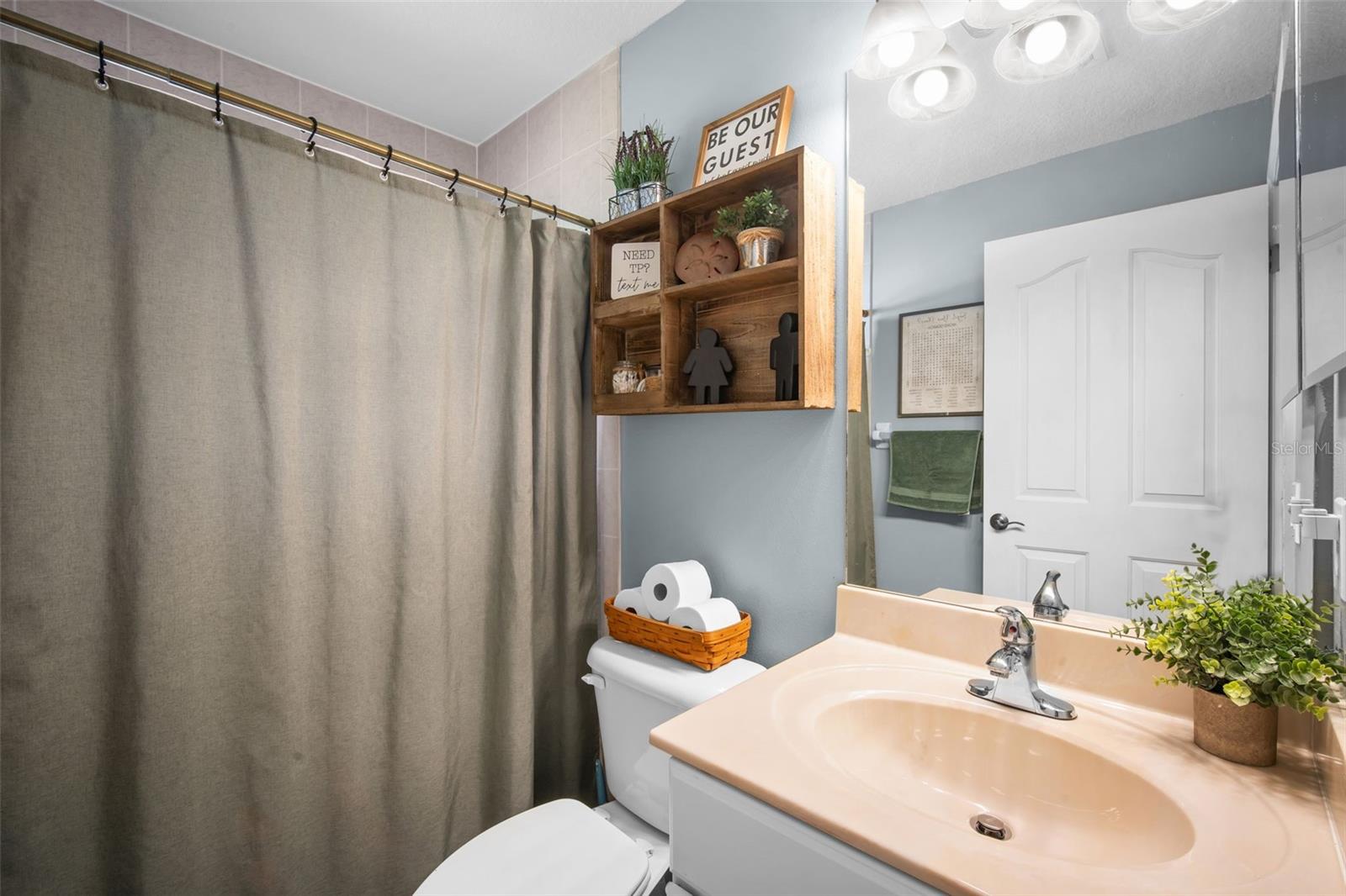 BELLA VISTA AT LA CITA PH 02 - Residential