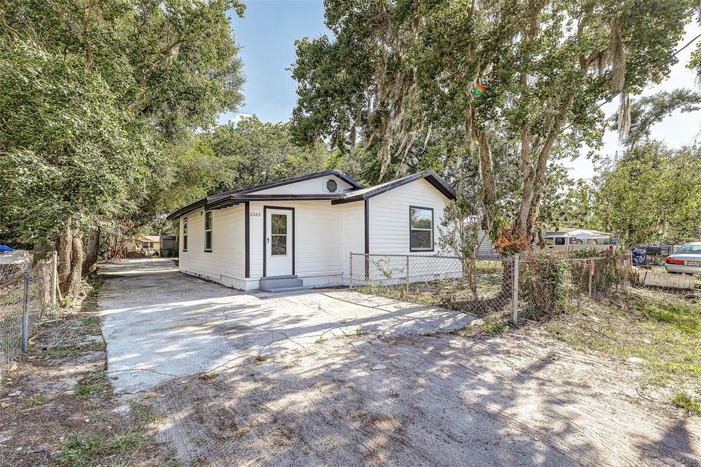 Photo of 2323 Weber Street, Lakeland, FL 33801 (MLS # O6408608)
