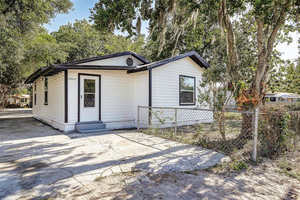 Photo of 2323 Weber Street, Lakeland, FL 33801 (MLS # O6408608)