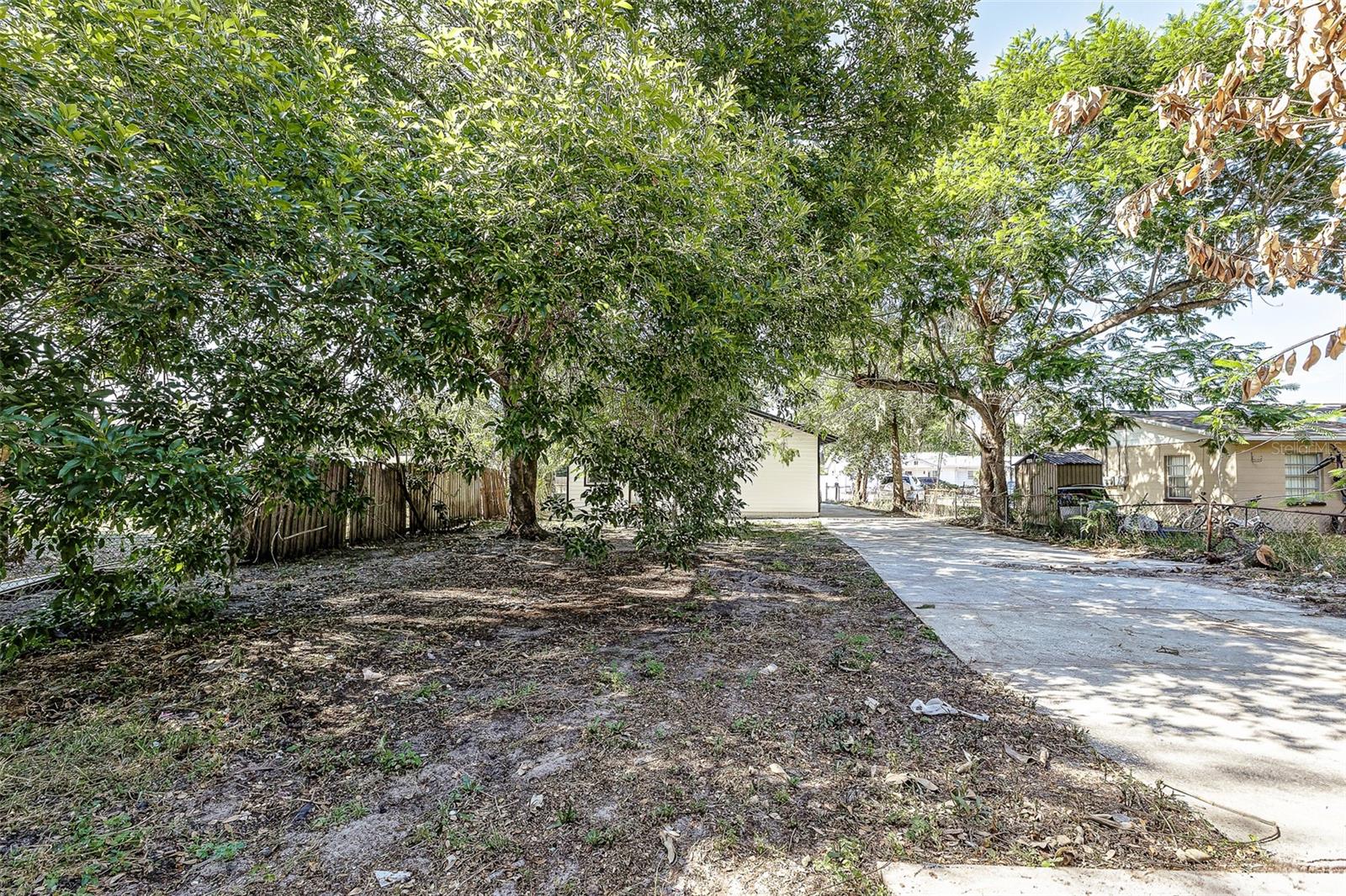 COUNTRY CLUB ESTATES RESUB PT - Residential