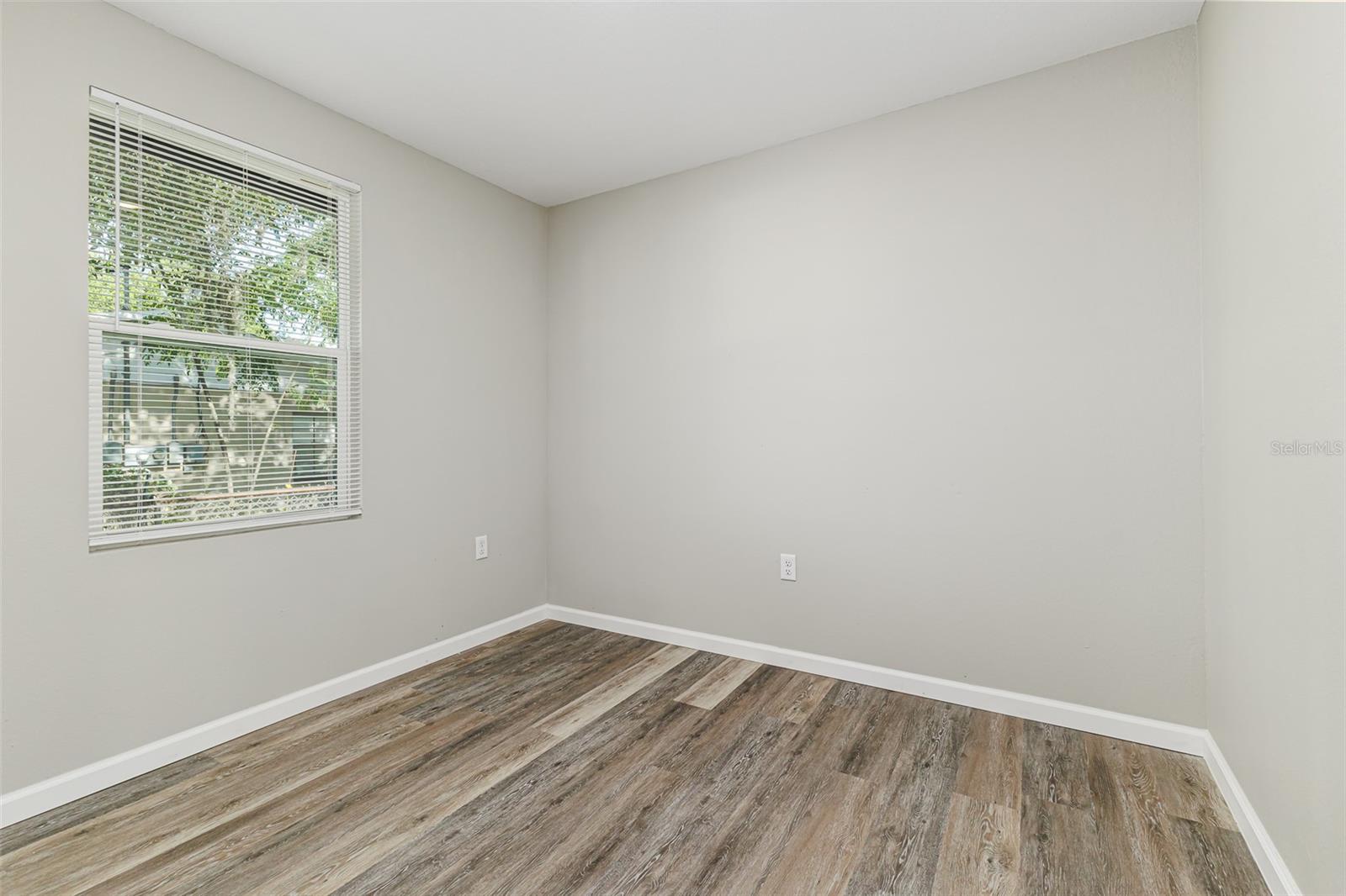 COUNTRY CLUB ESTATES RESUB PT - Residential