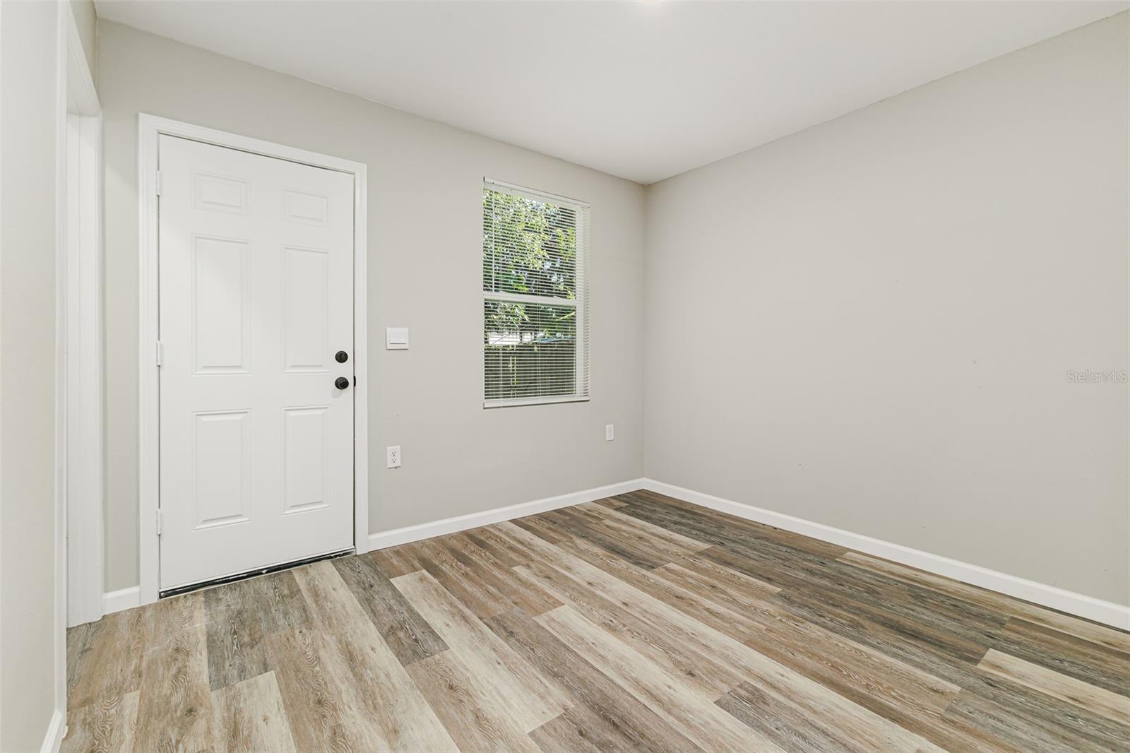 COUNTRY CLUB ESTATES RESUB PT - Residential