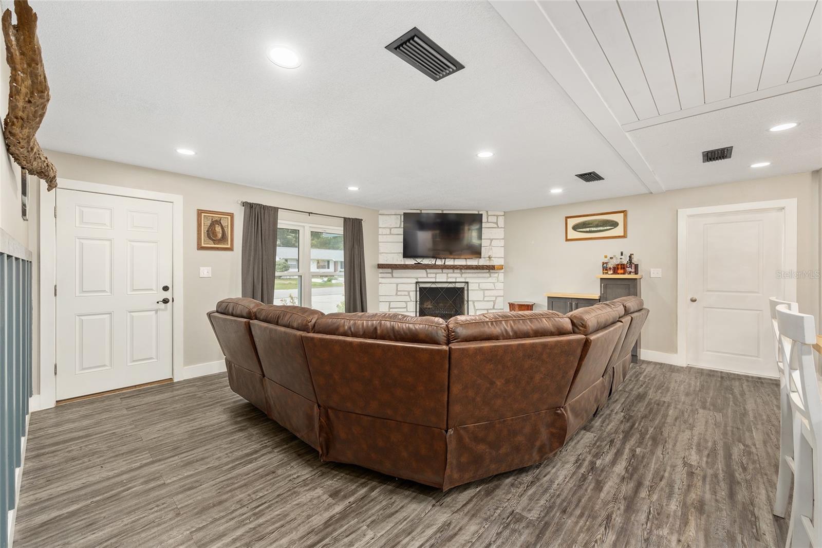 HERITAGE HILLS REP - Residential