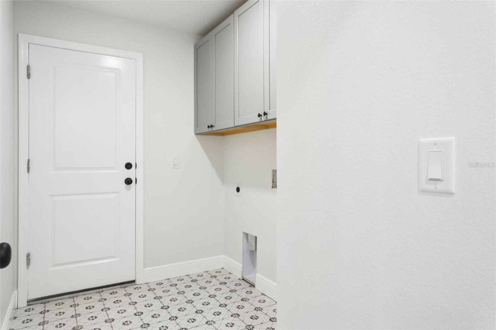 ROYAL HIGHLANDS - Residential