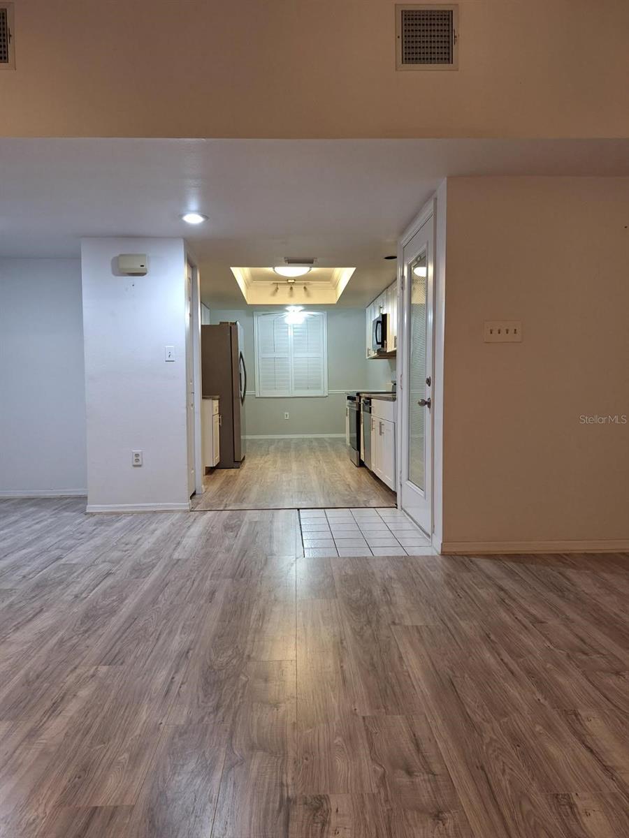 PINE GROVE CONDO AT BLOO - Residential