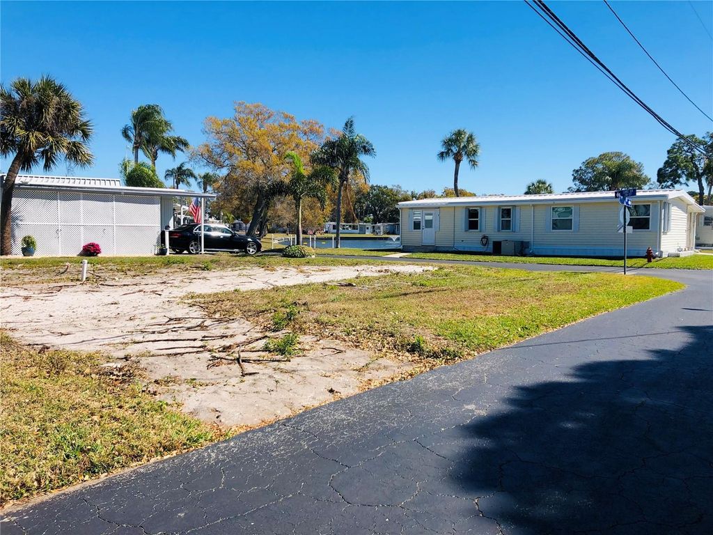 Photo of 980 7th Street NW #27, Largo, FL 33770 (MLS # TB8481016)