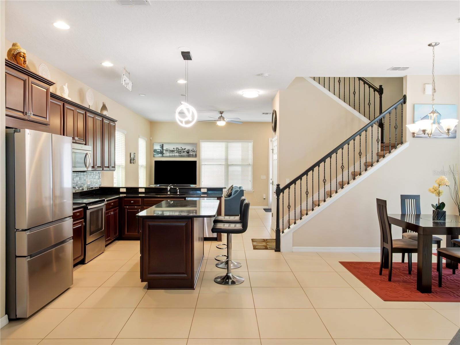 12142 CANYON SUN TRAIL