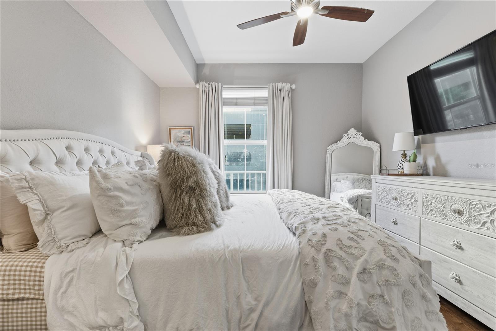 PARKCREST HARBOUR ISLAND CONDO - Residential