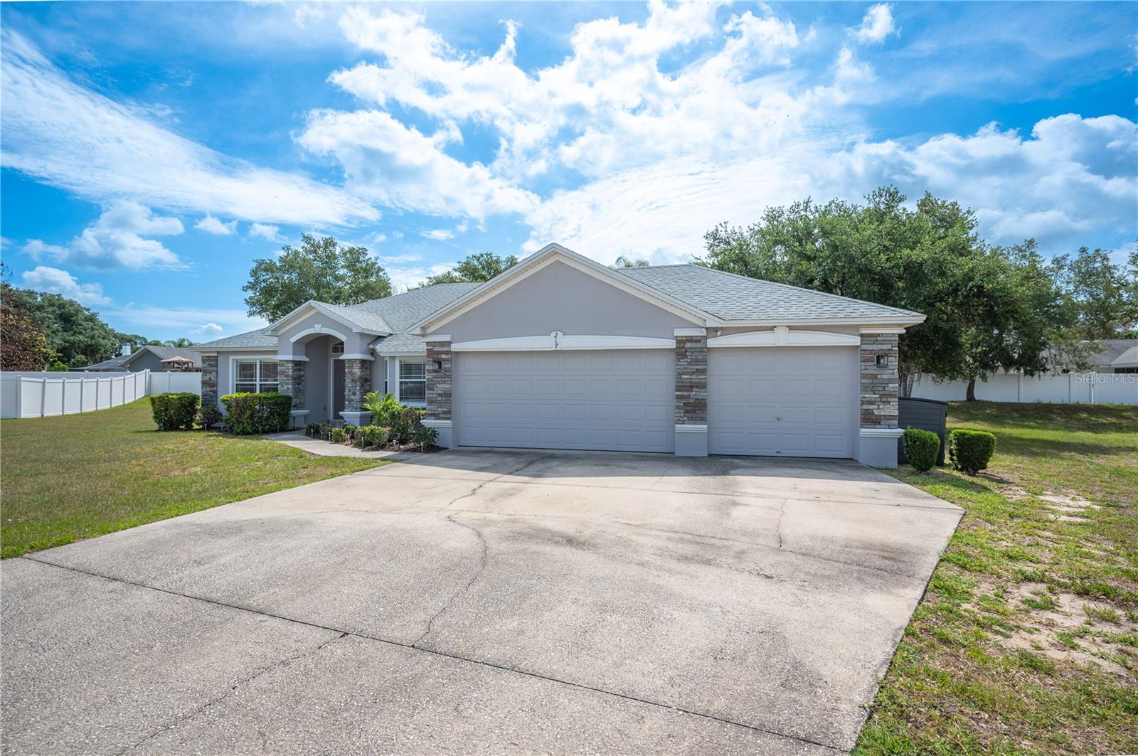OAK CROSSING PH 02 - Residential