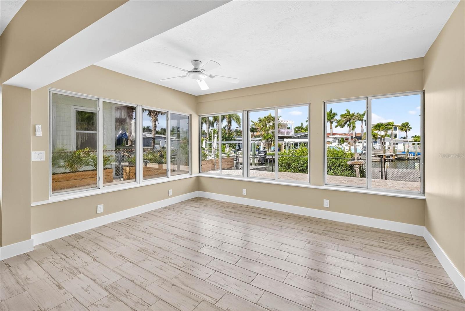 LONG POINT SUB - Residential