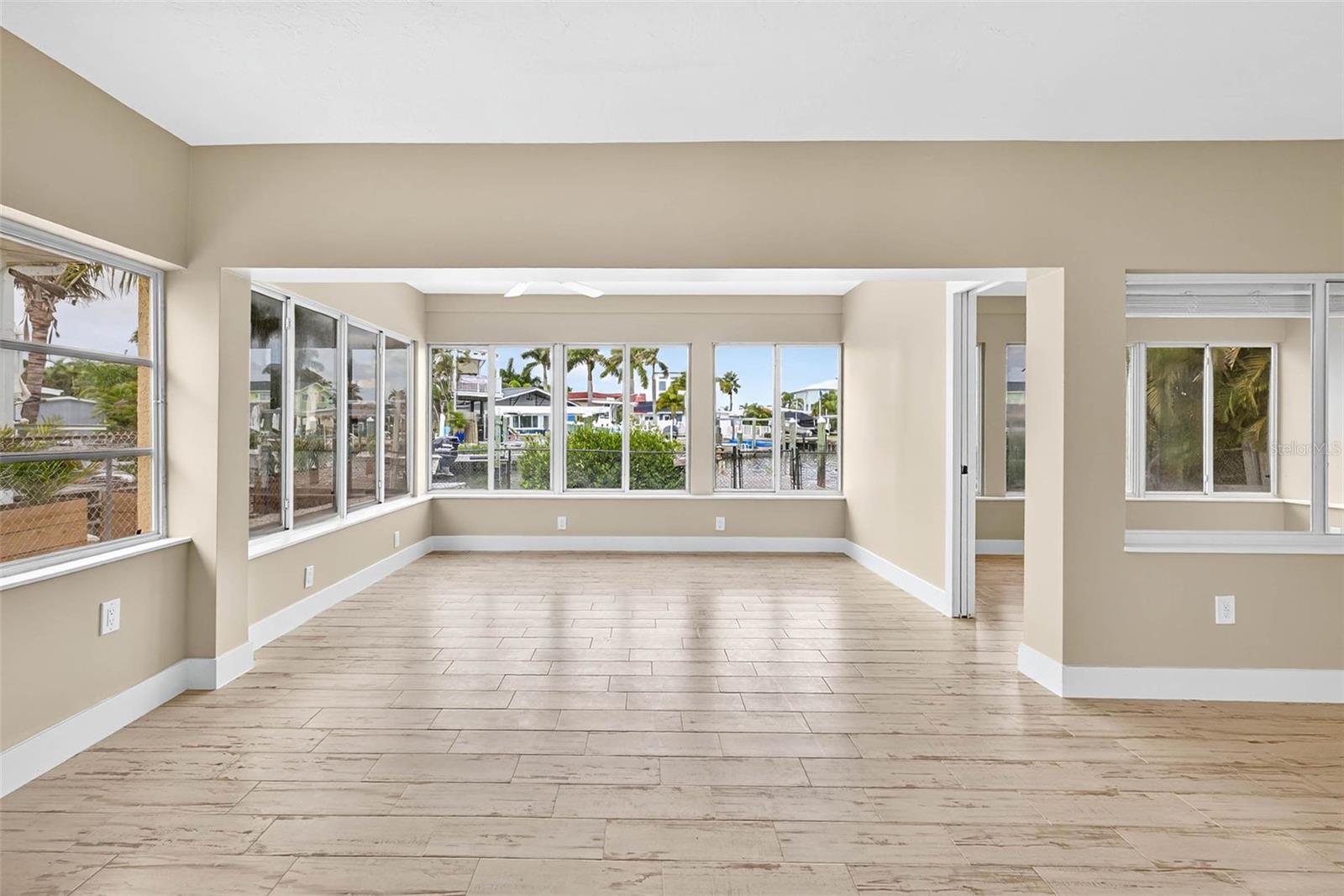 LONG POINT SUB - Residential