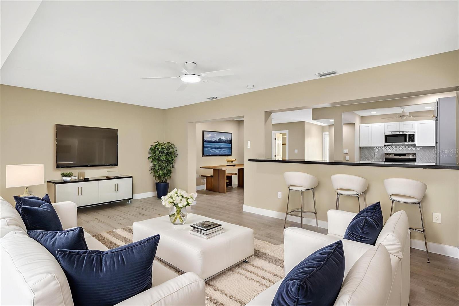 LONG POINT SUB - Residential