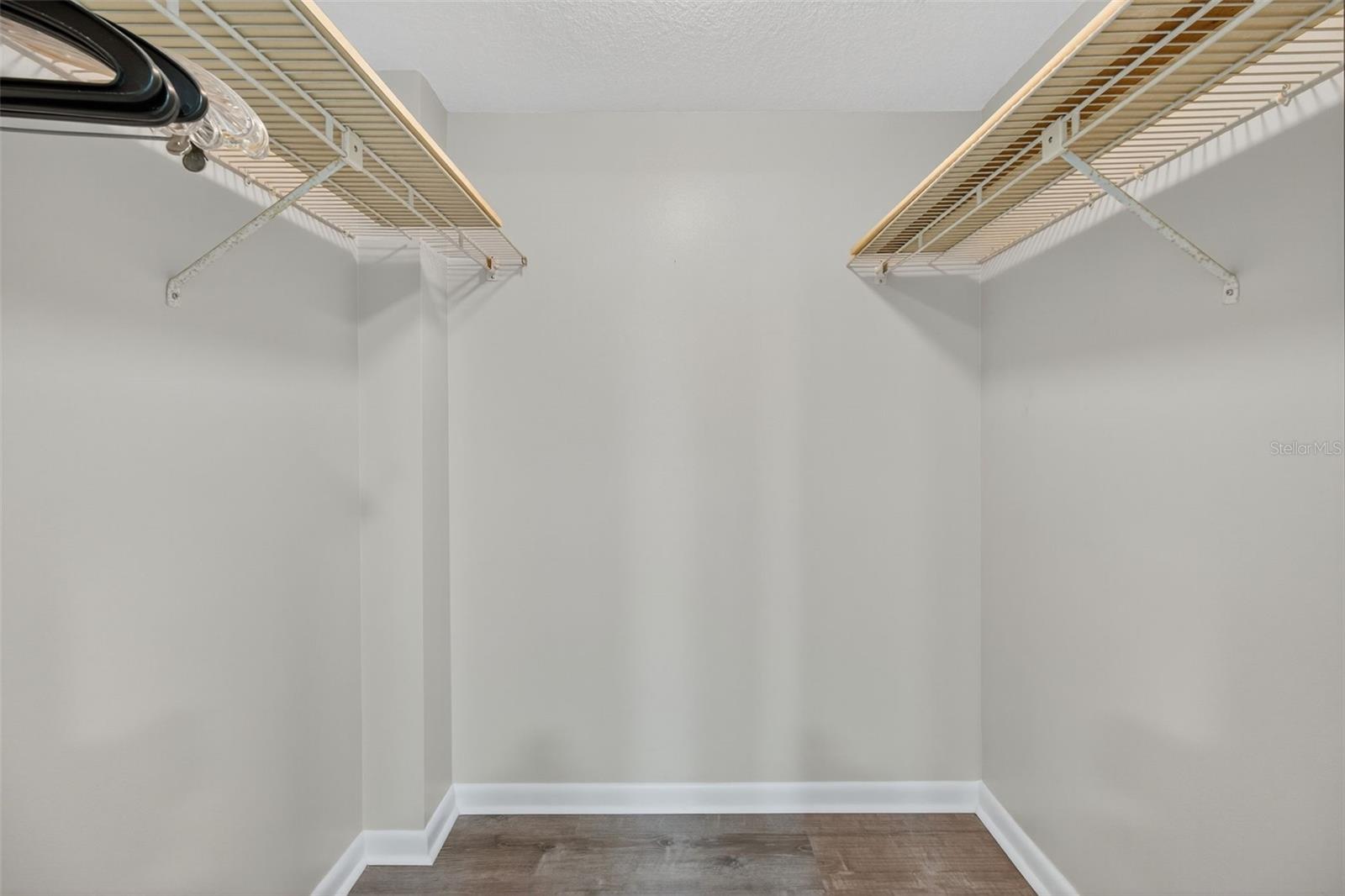 GREEN DOLPHIN PARK MID-RISE CONDO - Residential