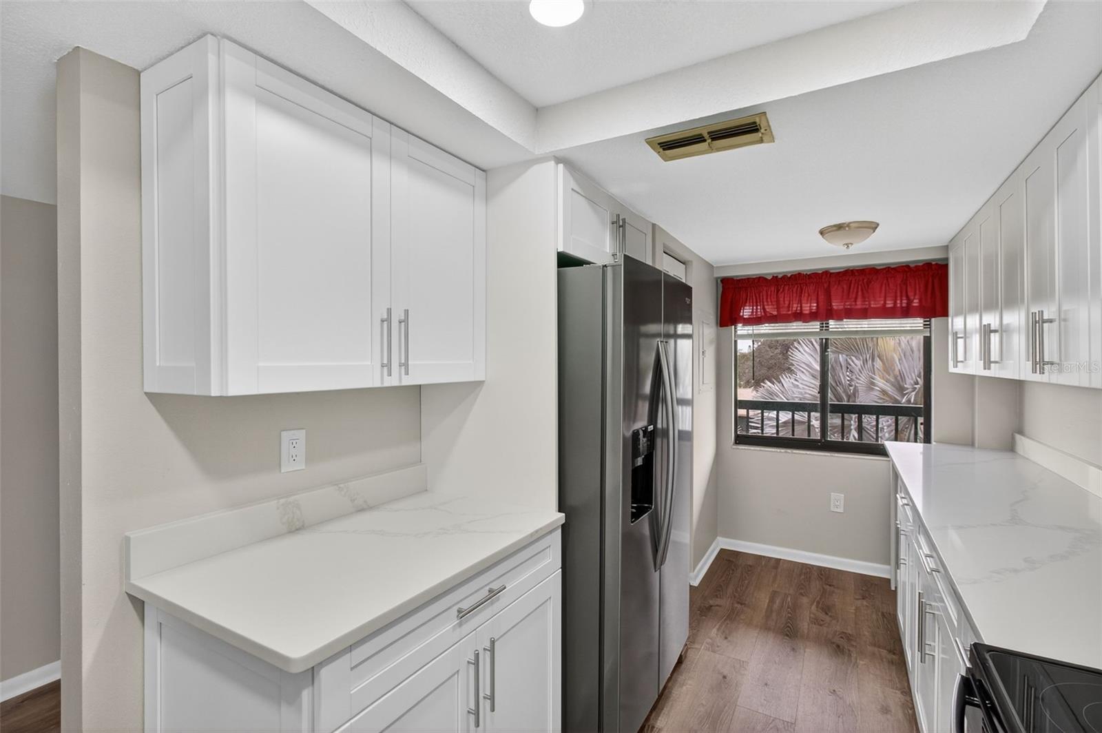 GREEN DOLPHIN PARK MID-RISE CONDO - Residential