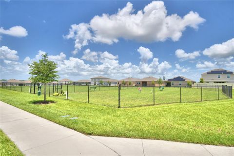 A home in LAKE ALFRED