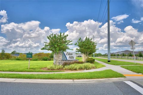 A home in LAKE ALFRED