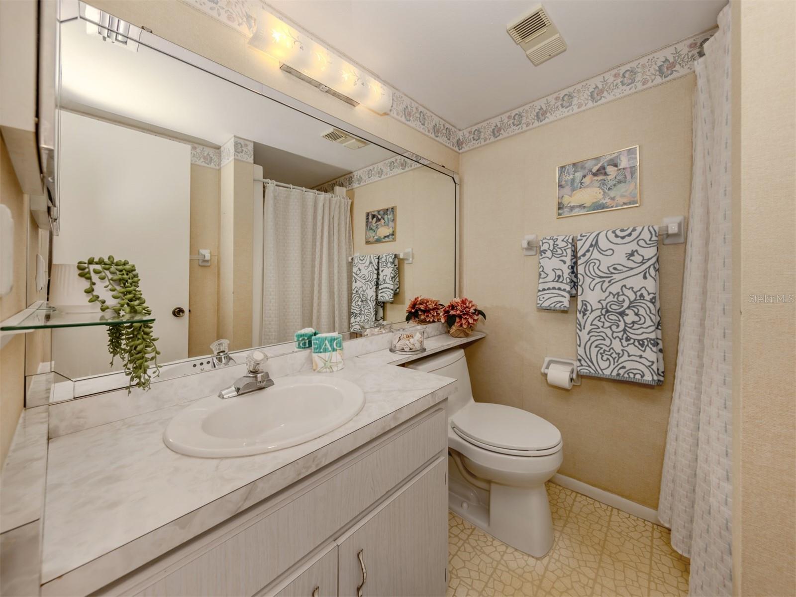 BAHIA VISTA GULF - Residential