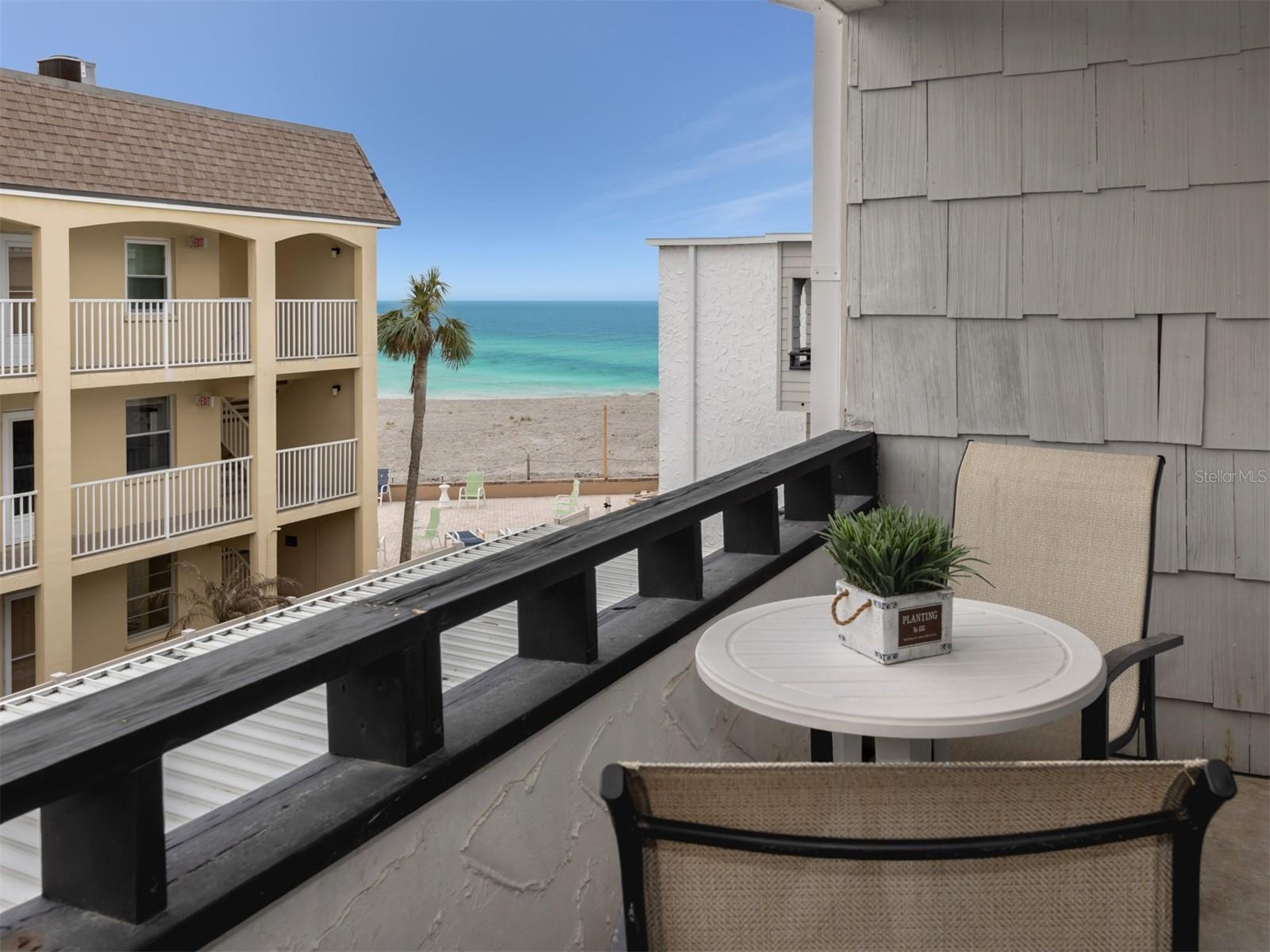 BAHIA VISTA GULF - Residential
