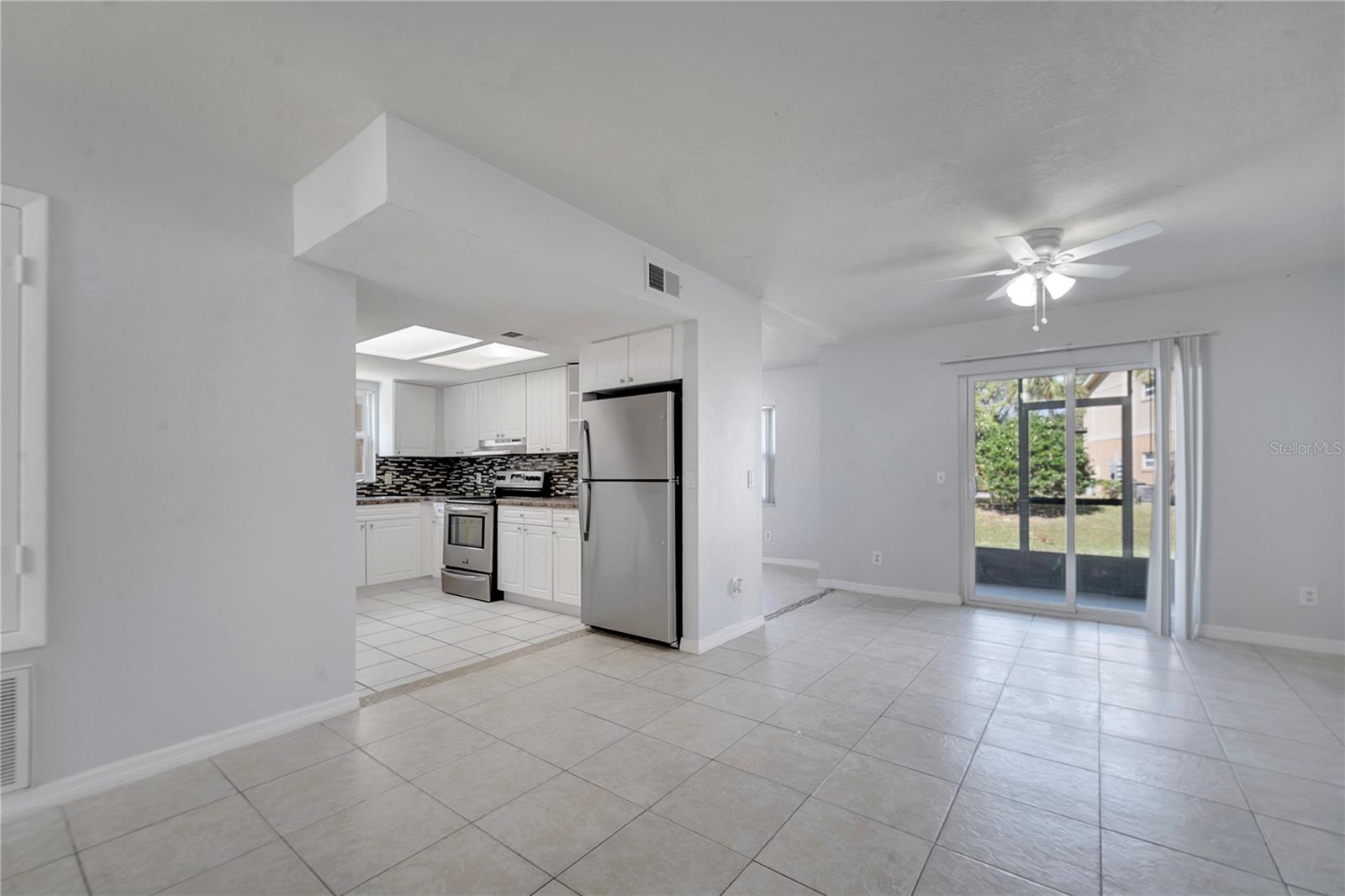 HAWTHORNE VILLAGE - Residential
