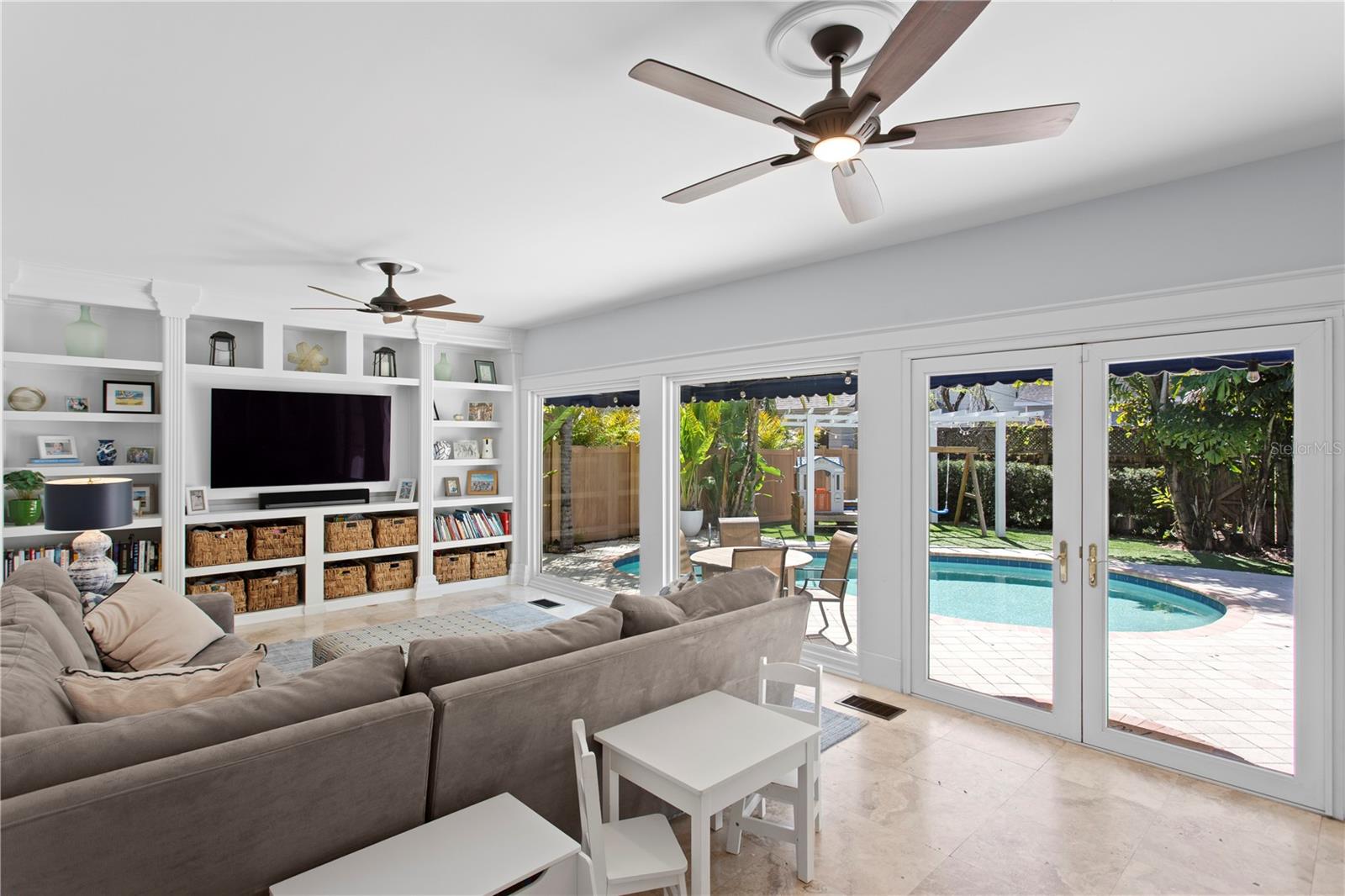 NORTH NEW SUBURB BEAUTIFUL - Residential