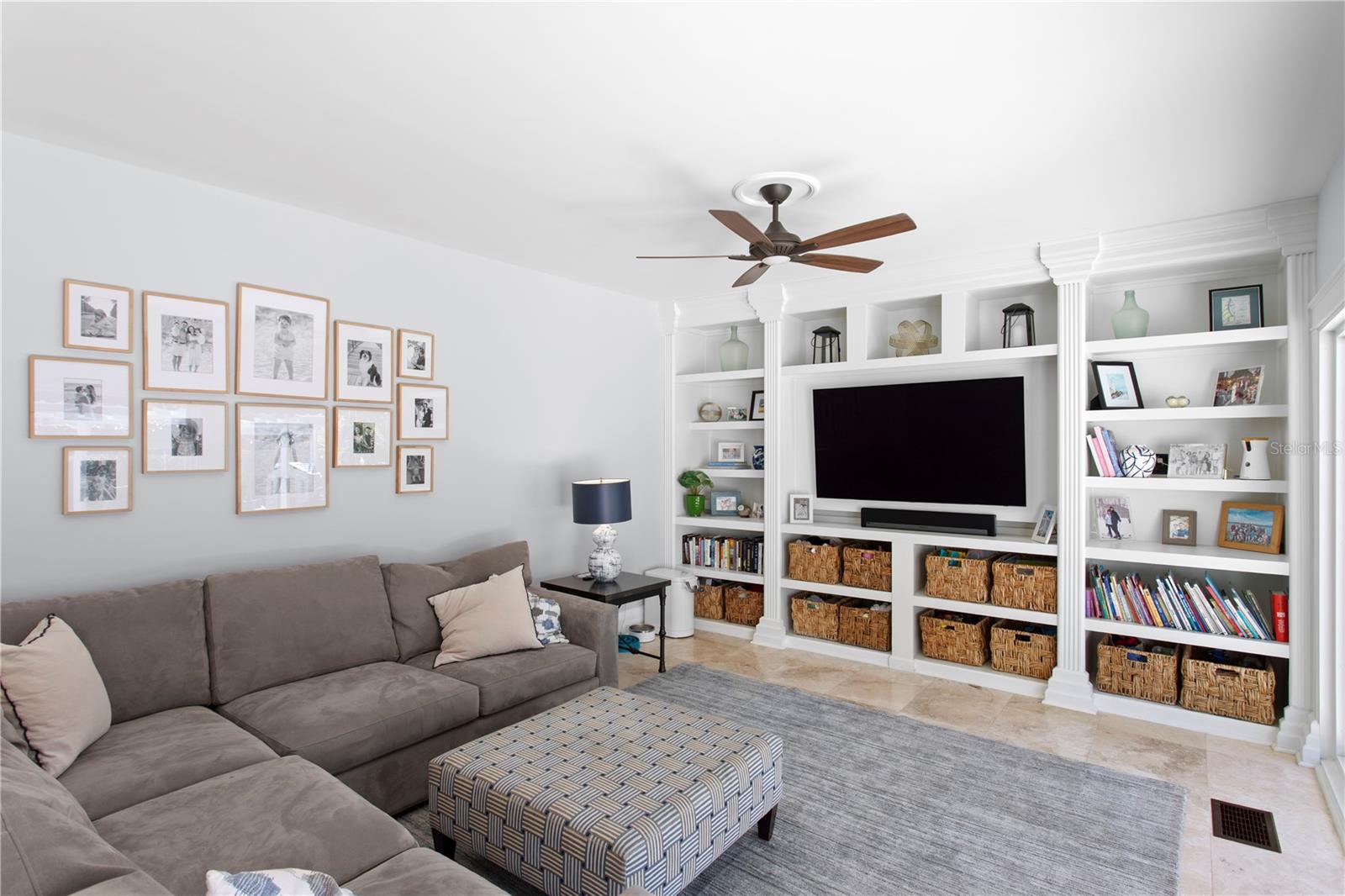 NORTH NEW SUBURB BEAUTIFUL - Residential