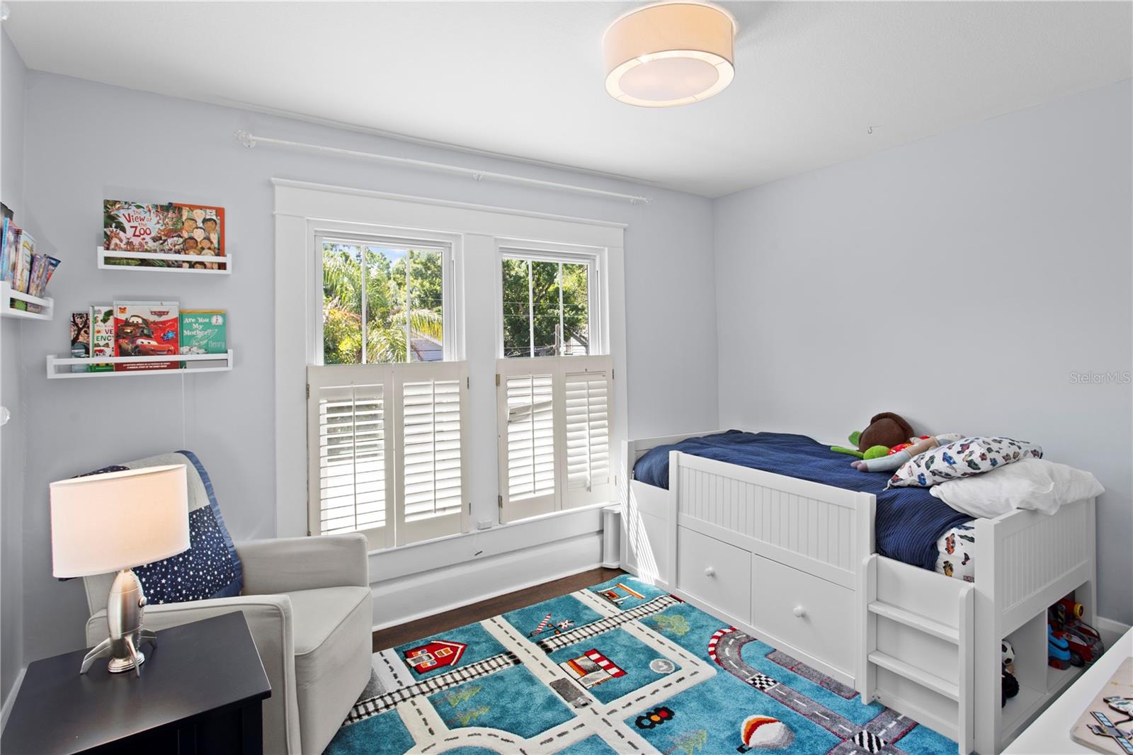 NORTH NEW SUBURB BEAUTIFUL - Residential