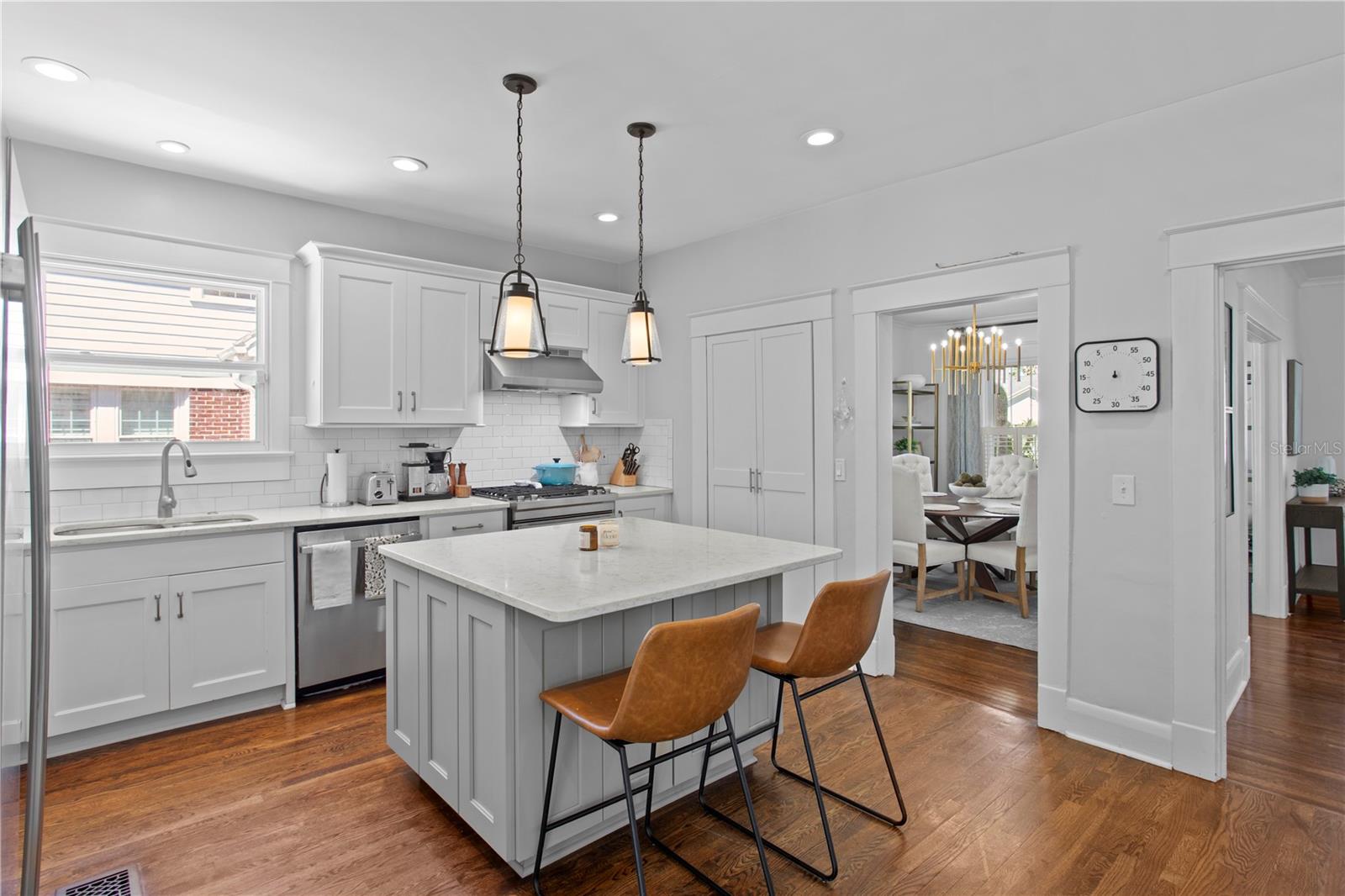 NORTH NEW SUBURB BEAUTIFUL - Residential