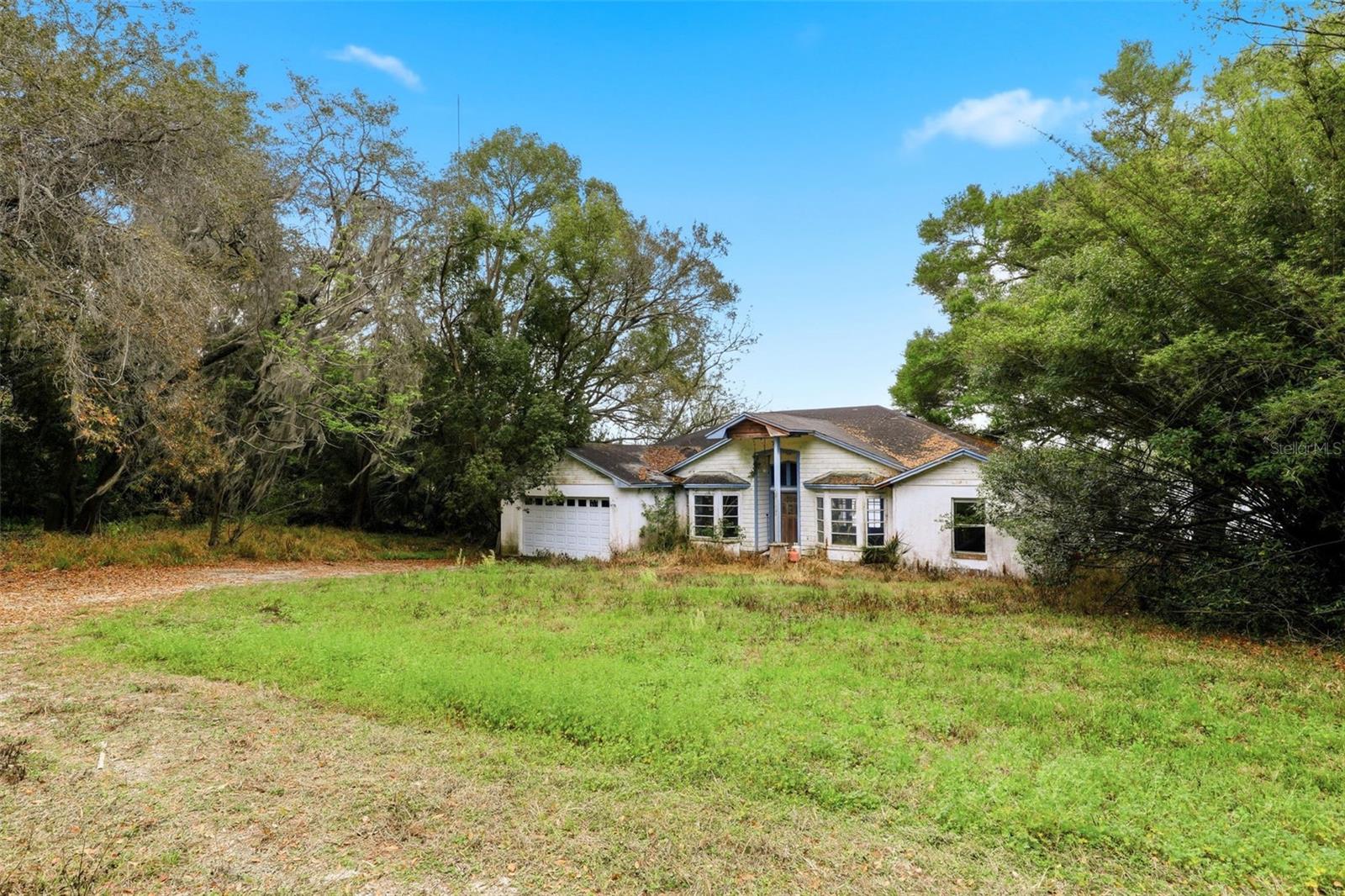 8605 LAKE FLORENCE BOULEVARD