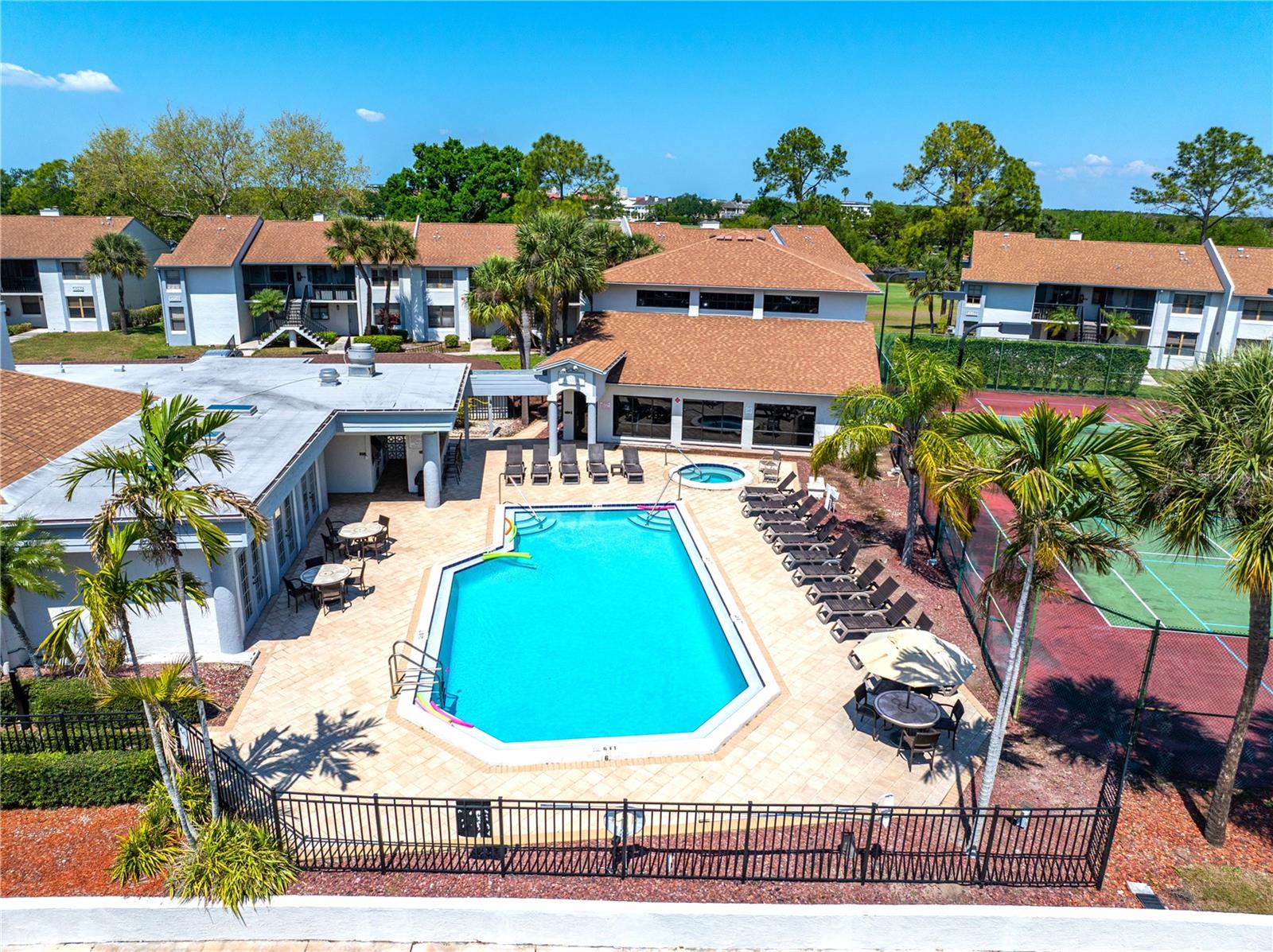 CLUB AT FEATHER SOUND THE CONDO - Residential