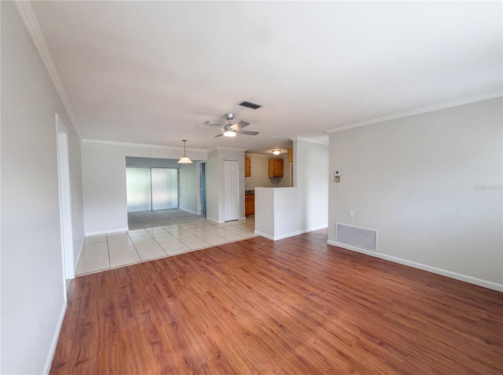 MARION OAKS UN 02 - Residential