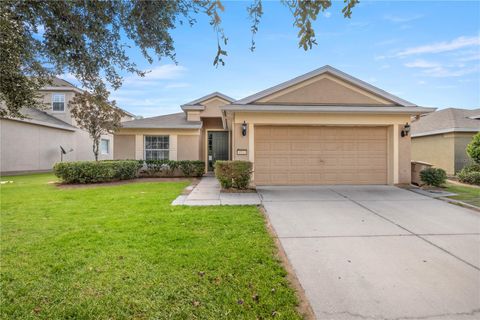 Photo of 4664 SW 40th Place, Ocala, FL 34474 (MLS # OM721044)