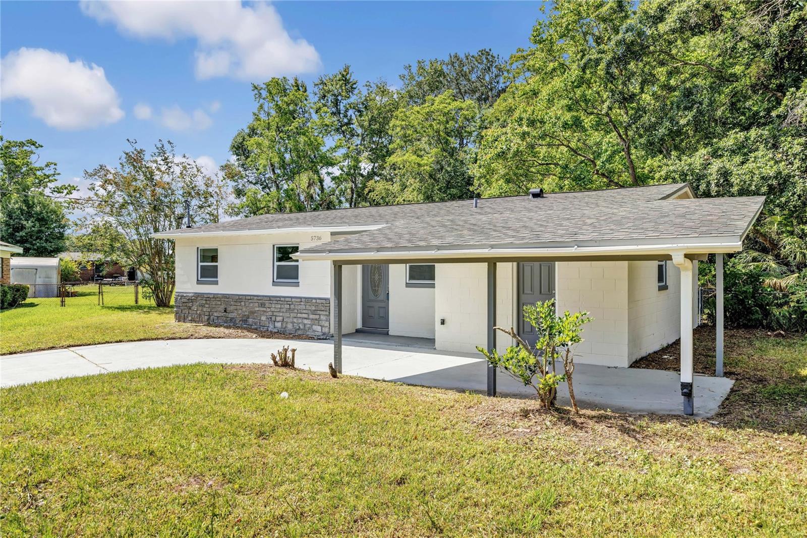 5736 KINLOCK COURT