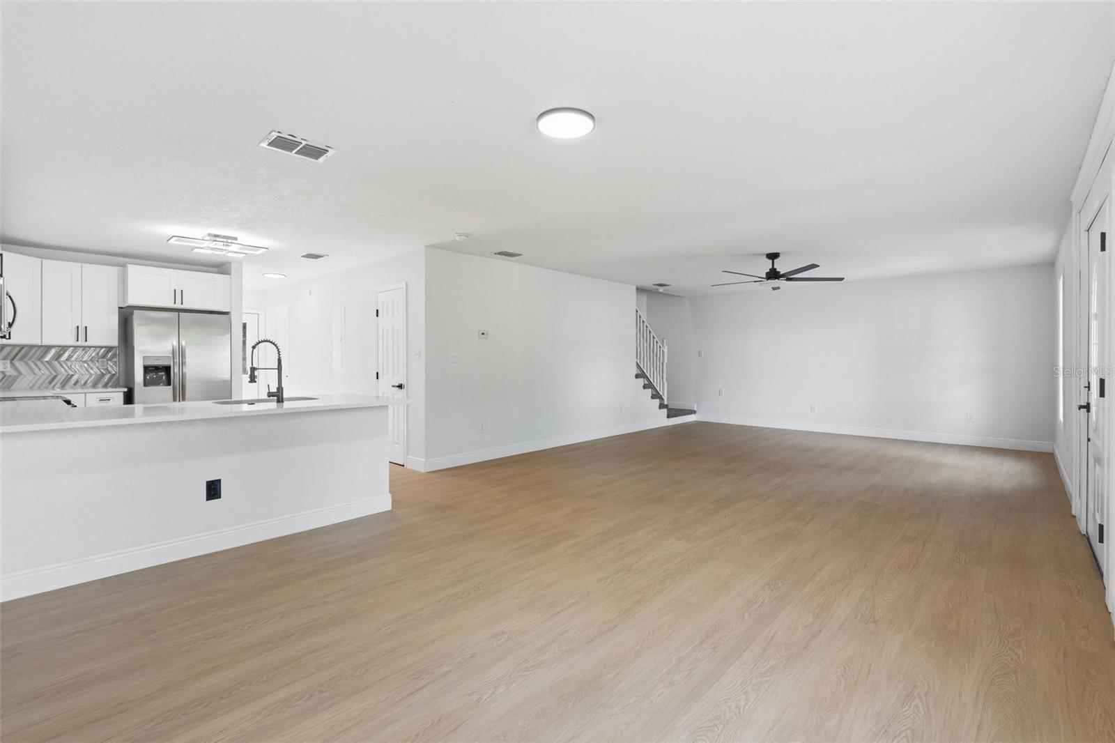 BERKELEY TOWNSITE OF - Residential