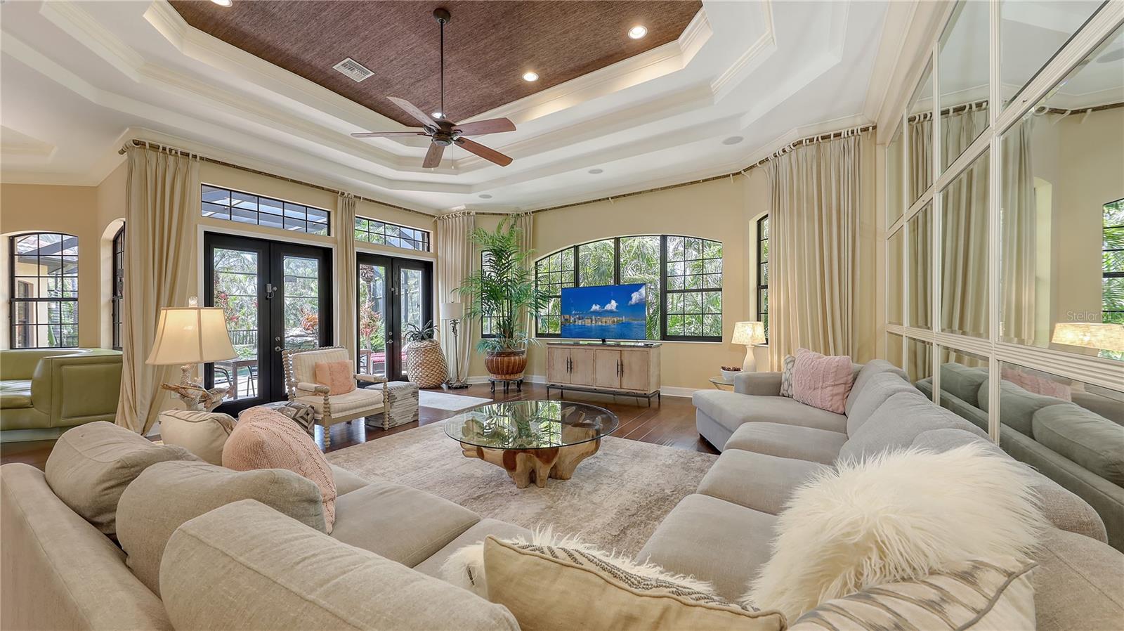 SAINT ARMANDS DIV JOHN RINGLING ESTATES - Residential