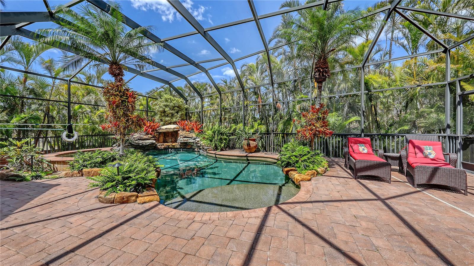 SAINT ARMANDS DIV JOHN RINGLING ESTATES - Residential