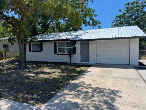 A home in PORT RICHEY